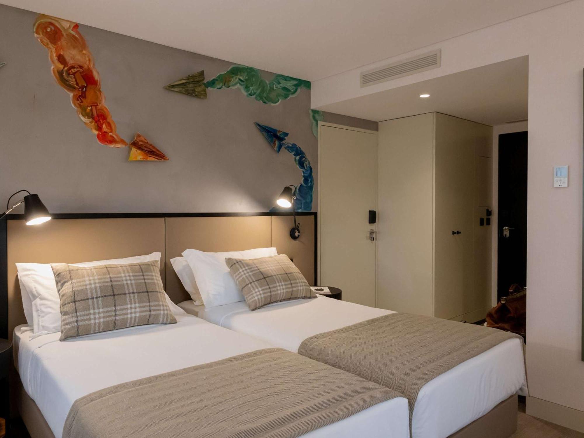 Ibis Styles Lisboa Aeroporto Hotel