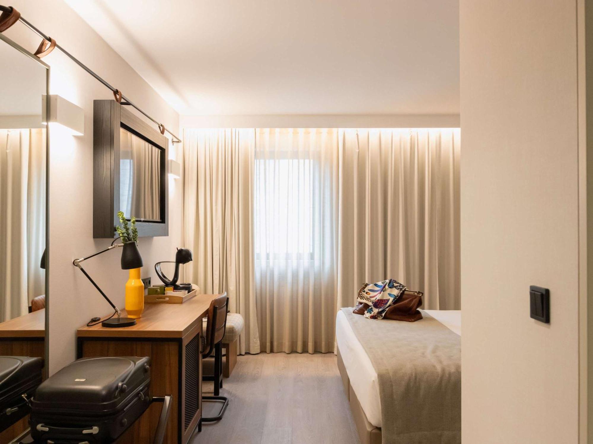 Ibis Styles Lisboa Aeroporto Prior Velho