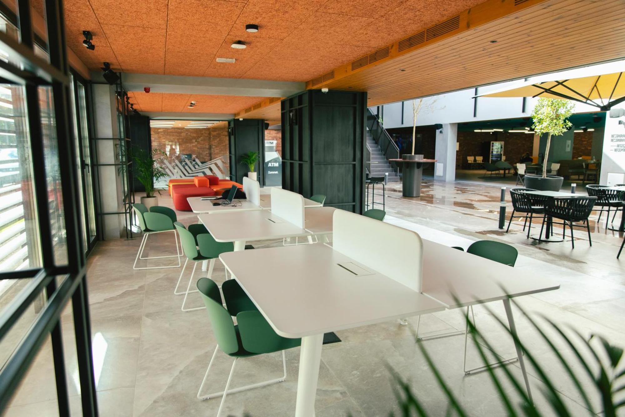 Hotel Ibis Styles Lisboa Aeroporto
